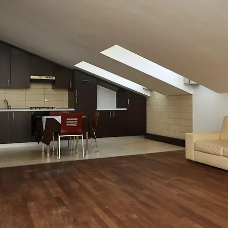 Green Garden Apartament Апартаменты *